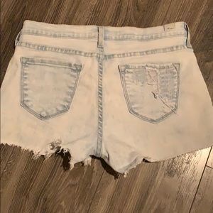 KanCan Stonewashed Jean Shorts Sz 29
